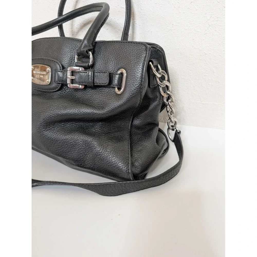 Michael Kors Hamilton Black Leather Shoulder Bag‎ Silver Y2k Large Buckle Detail